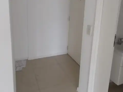Oficina en Alquiler al Noreste