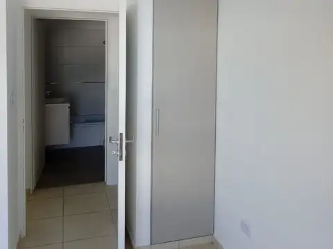 Isabel La Católica 900, Piso 1