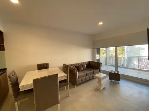 Departamento en Alquiler en Loma Verde, USD 750