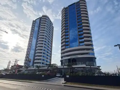 Luis M Garcia al 1300