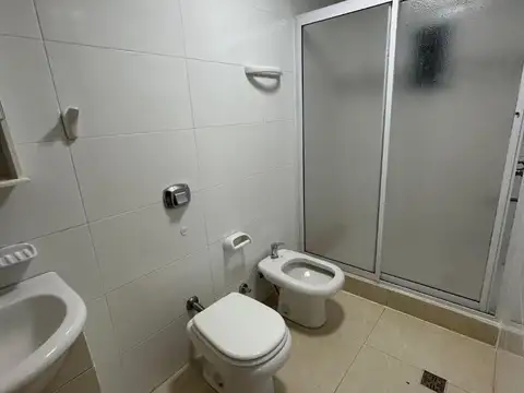 Departamento 4 ambientes con 3 baños