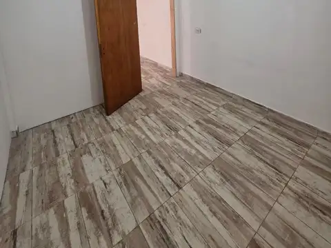 Casa en Alquiler en Virrey del Pino, $ 400.000