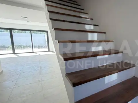 DUPLEX EN RINCON LINDO CIPOLLETTI