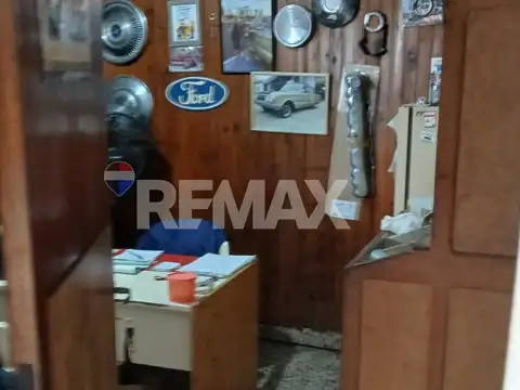 VENTA LOCAL COMERCIAL + 2 DEPTOS  EN BLOCK CAMPANA