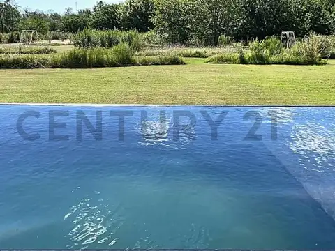 venta fraccion city bell , los porteños