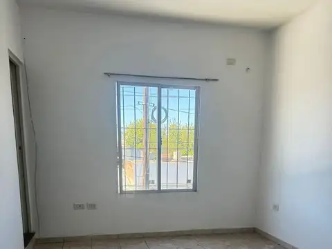 Departamento en Alquiler en José Clemente Paz, $ 300.000