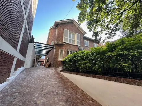 Guillermo Rawson 2400