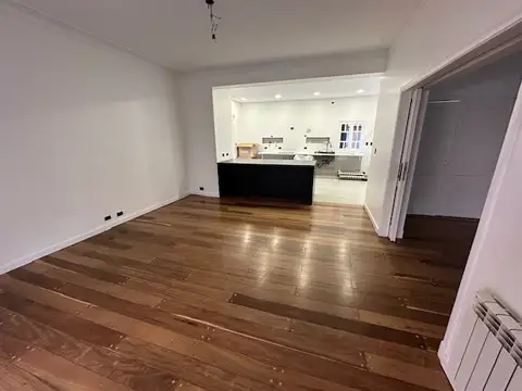 Casa Venta 4 Ambientes en Dos Plantas Jardin Cocheras Olivos