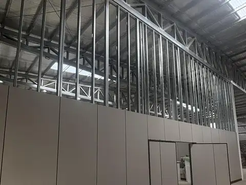 Galpon en Alquiler 30  mts Fondo