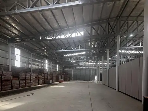 Galpon en Alquiler en Comodoro Rivadavia, $ 5.000.000