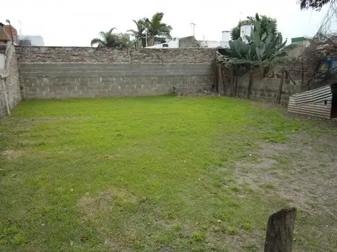 VENTA CASA 2 DORMITORIOS PATIO ARROYO SECO