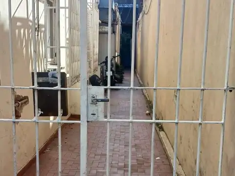 Depto Tipo Casa en Venta en Tablada, USD 26.000