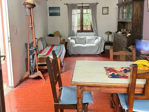 Depto Tipo Casa 3 ambientes con 1 baño