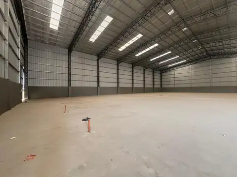 Galpon en Venta 45  mts Fondo