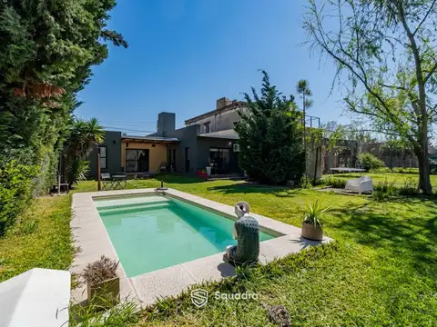 VENTA | PERMUTA - Casa de 2 dormitorios comodin,y piscina - TSD 2, Roldán. APTO CRÉDITO.