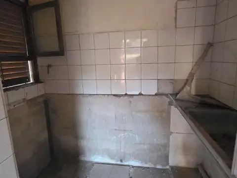 Av. Sabatini 300