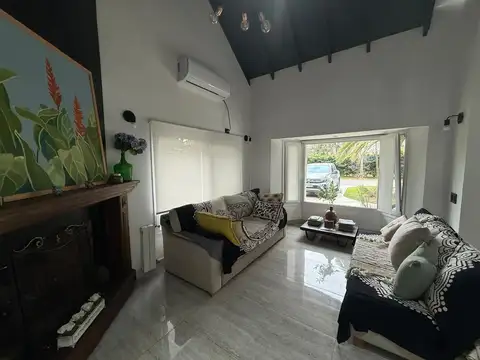Casa en Nautico de Escobar RECICLADO A NUEVO