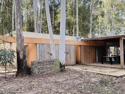 Casa en La Aldea Club de Campo Colón