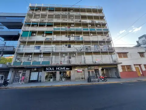 DEPARTAMENTO 3 AMBIENTES CON BALCON - EXCELENTE UBICACION  -