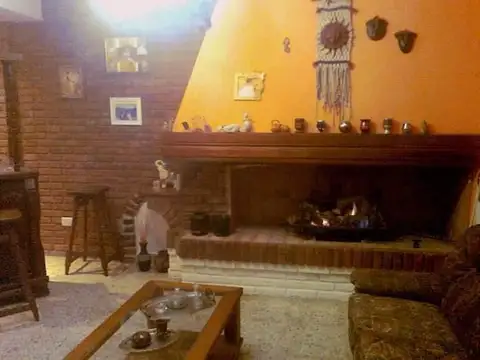 Depto Tipo Casa en Venta de 4 ambientes