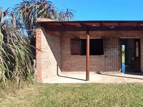 CASA EN ALQUILER 3 AMBIENTES CAROLINA CORRIENTES