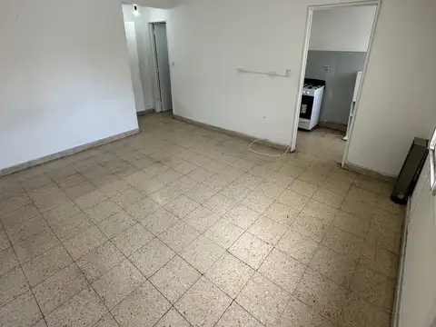Coronel Beltrán 100, Piso 3