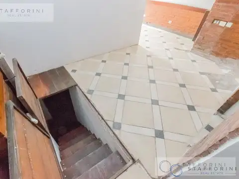 Local en Venta 50 años