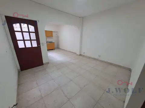 Depto Tipo Casa en Alquiler 40 años