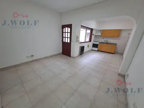 Depto Tipo Casa en Alquiler de 1 dormitorio