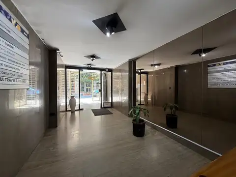 Oficina en Alquiler en Retiro, USD 1.400
