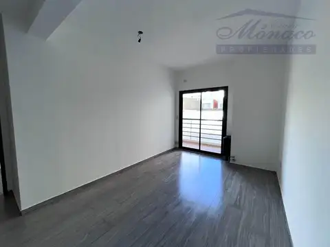 Iberá 4800, Piso 1°