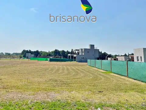 Barrio cerrado Brisanova