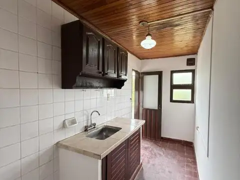 Departamento en Alquiler en Las Malvinas, $ 350.000