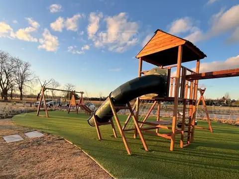 Terreno en Venta en Los Cardos, USD 185.000