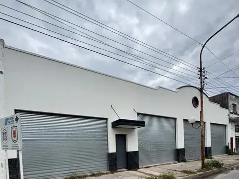 Avenida General Lavalle 100