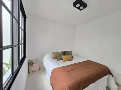 Depto Tipo Casa 3 ambientes con 2 baños