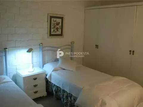 Casa en Alquiler en Pinares, USD 18.000