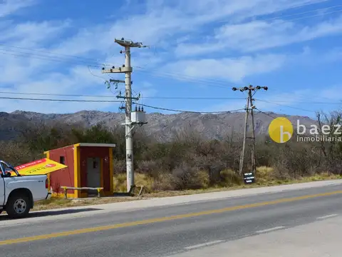 3 HECTAREAS SOBRE RUTA N 1 EN CORTADERAS