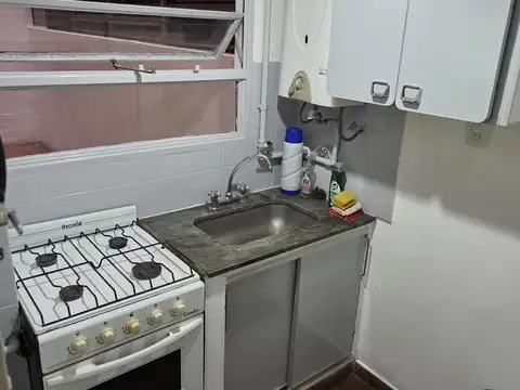 VENTA DEPARTAMENTO OLIVOS 2 AMB. PTA BAJA A METROS DE AV MAIPU