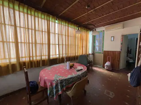 Casa en Venta en Parque Chacabuco, USD 189.000