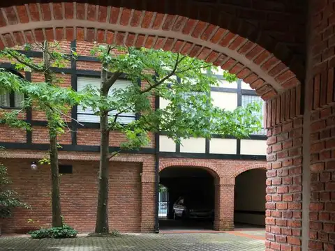 Cochera en venta en San Isidro Centro