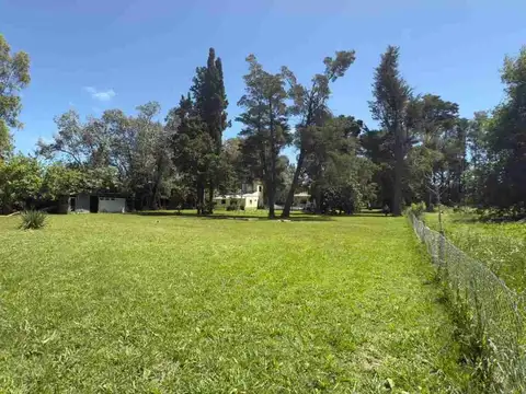 QUINTA CON GRAN PARQUE EXCELENTE ACCESO BRANDSEN