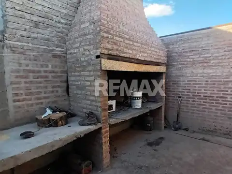 Casa en Alquiler con 1 cochera