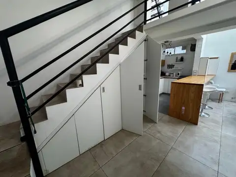 Depto Tipo Casa 3 ambientes con 2 baños