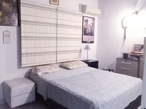 Casa 8 ambientes con 9 baños