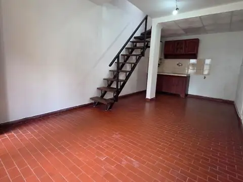 Dúplex 2 ambientes en venta en San Miguel