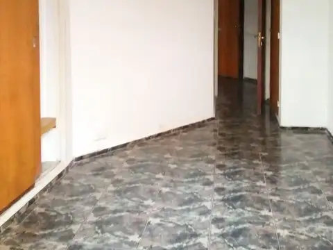 25 de mayo 350 planta baja 2 dormitorios con patio