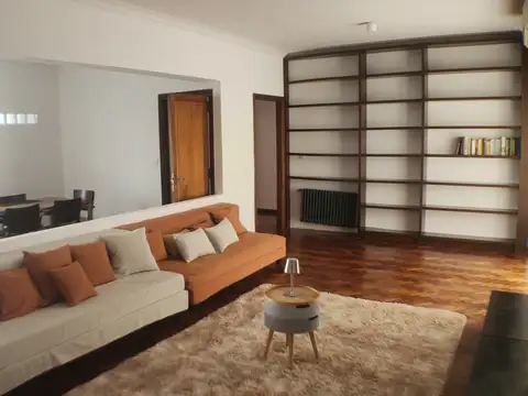 Departamento en alquiler en La Lucila Libertador / Rio