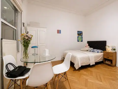 Venta depto 2 ambientes con patio -San Nicolás