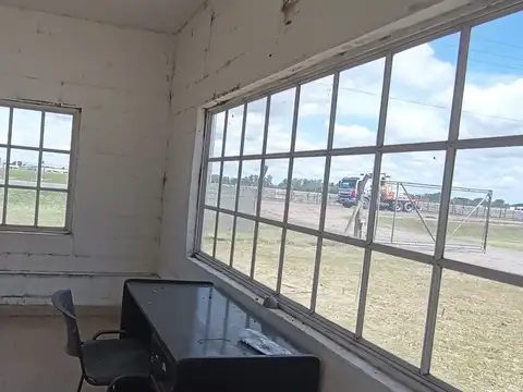 Galpon en Venta 100  mts Frente